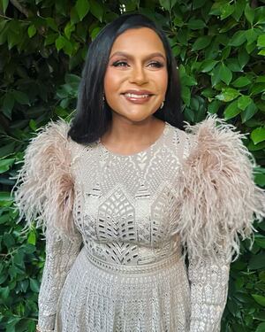 Mindy Kaling nude 9