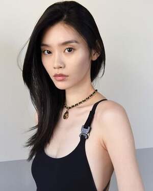 Ming Xi nude 10