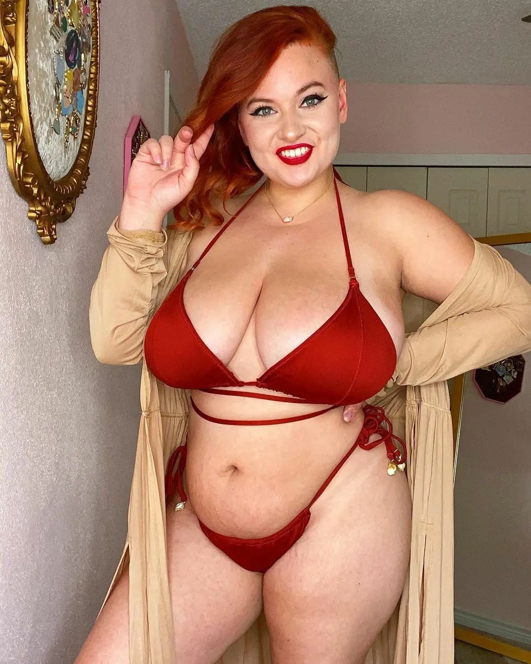 Miss Mad Love nude 1