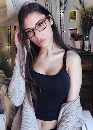 Miss Tricky nude 5