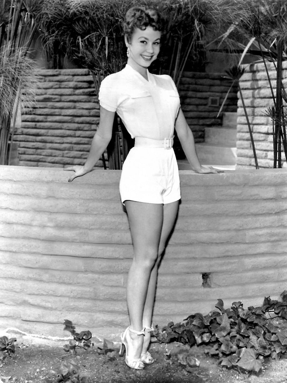 Mitzi Gaynor nude 3