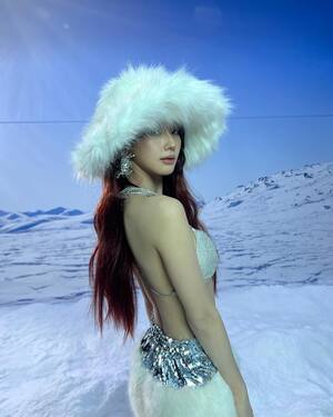 Miyeon nude 6