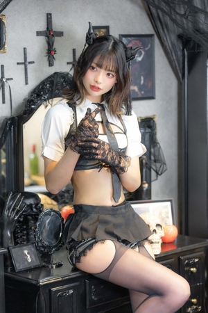 Miyu Yonekura nude 2
