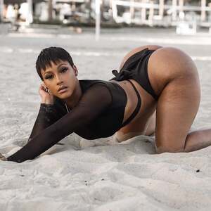Mizz Twerksum nude 8
