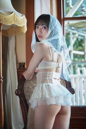 Moe Toyota nude 4