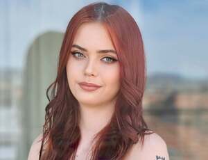 Molly Lee nude 3