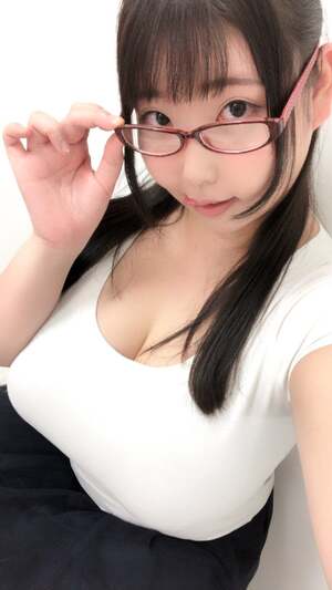 Momo Momose nude 8