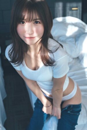 Momo Sakura nude 3