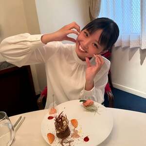 Mona Kimura nude 12