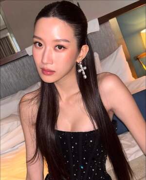 Moon Ga-young nude 12