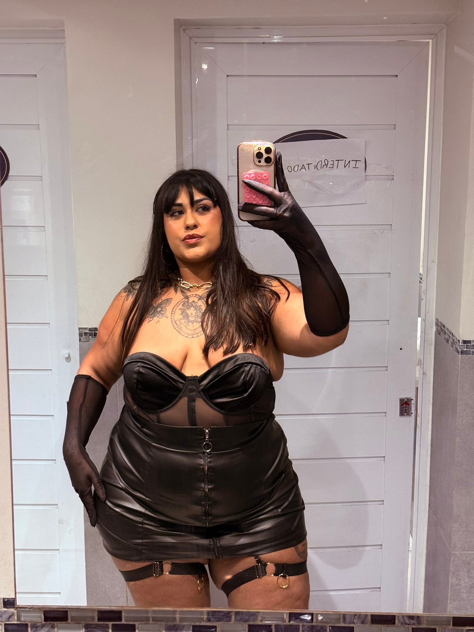 Morena G nude 8