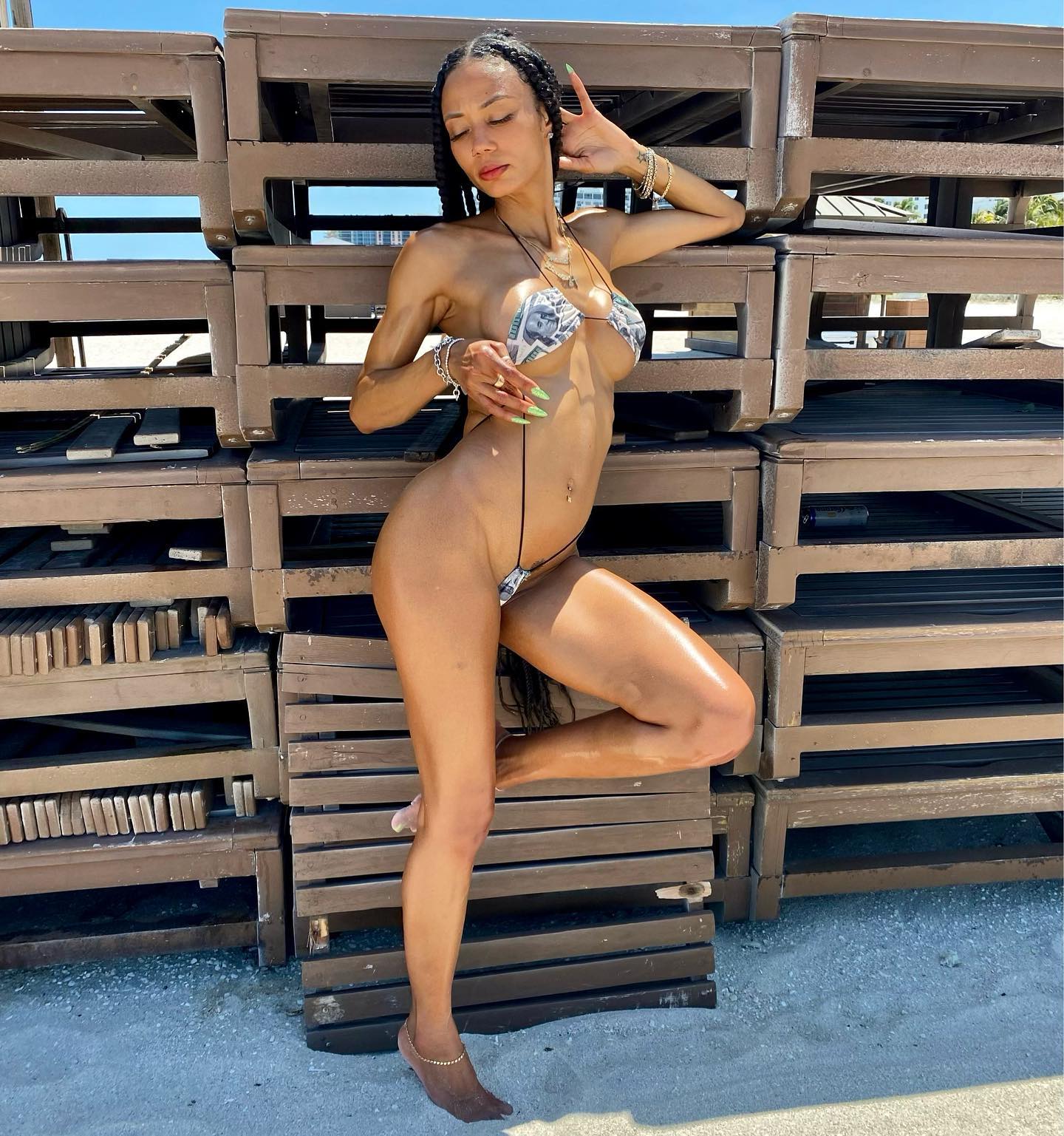 Morria Leah nude 7