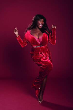 Motsi Mabuse nude 9