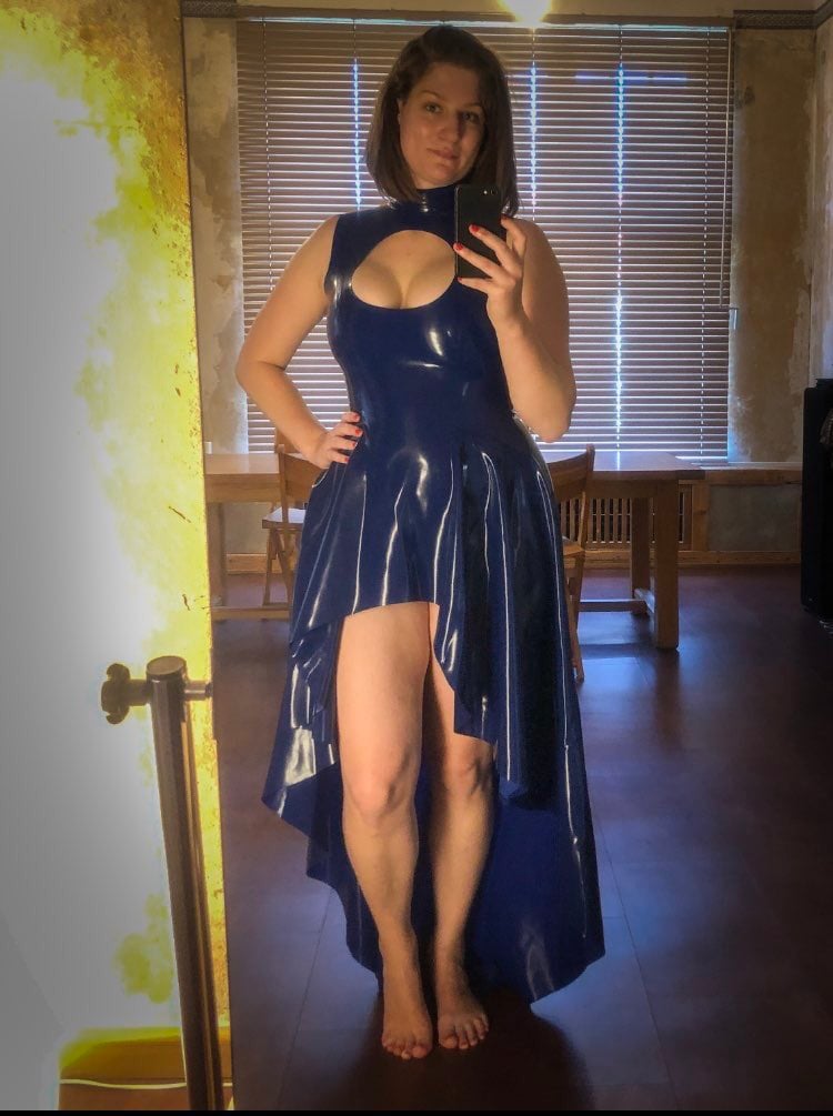 Ms. Pepper nude 11