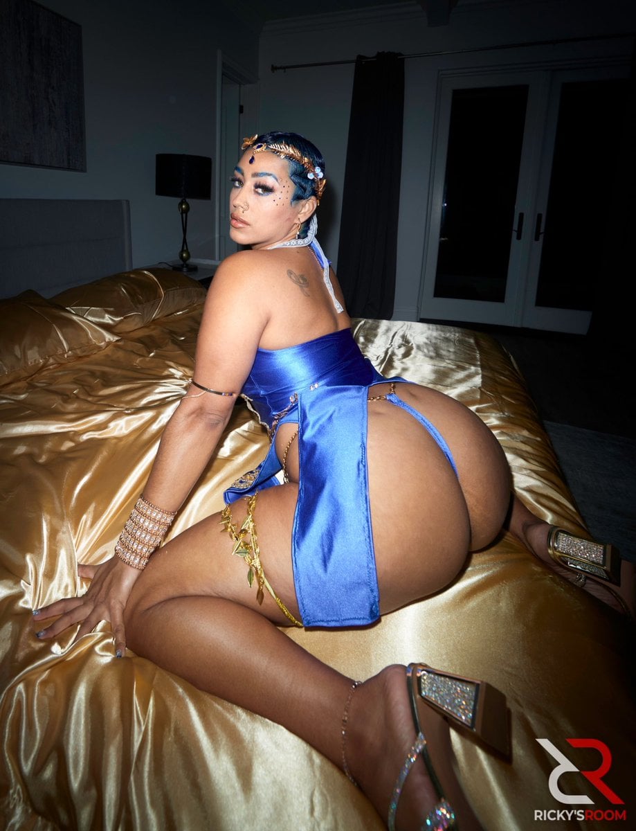 MsSapphire nude 4