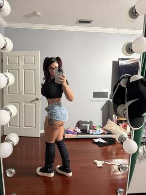 MsTriggaHappy nude 5