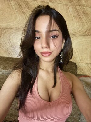 Muskan Karia nude 5