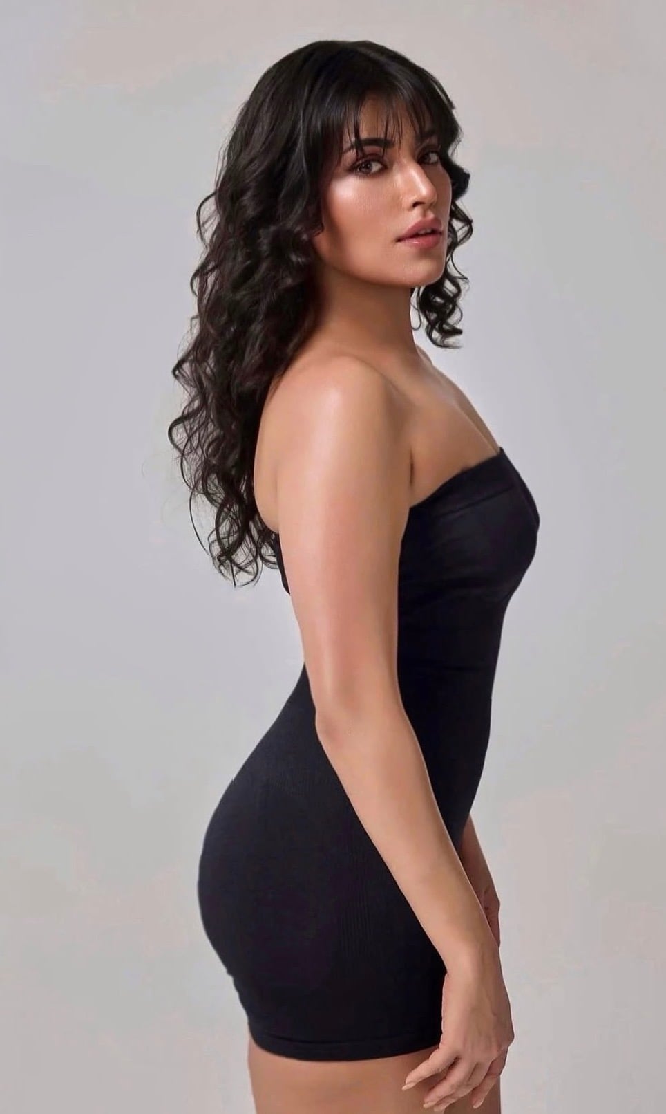 Naaz Khan nude 1