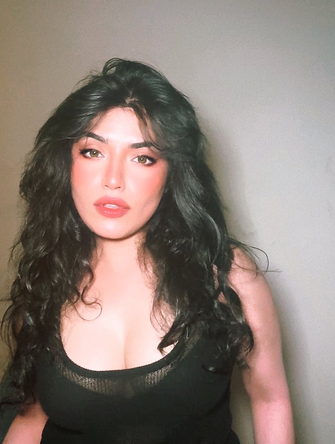 Naaz Khan nude 8