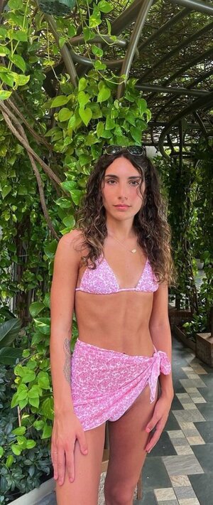 Nadia Amine nude 5