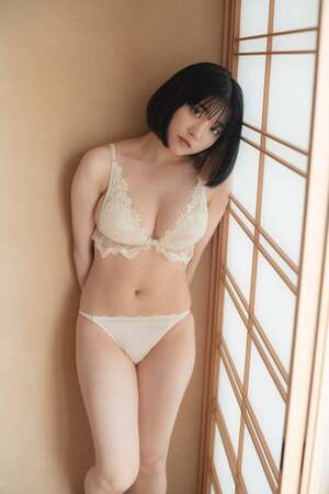 Nagi Nemoto nude 8
