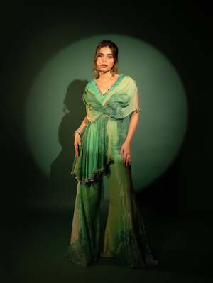 Nagma Mirajkar nude 2