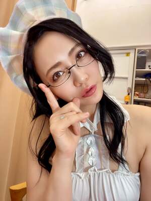 Nami Okimiya nude 8
