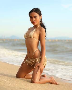 Namy Asian nude 10