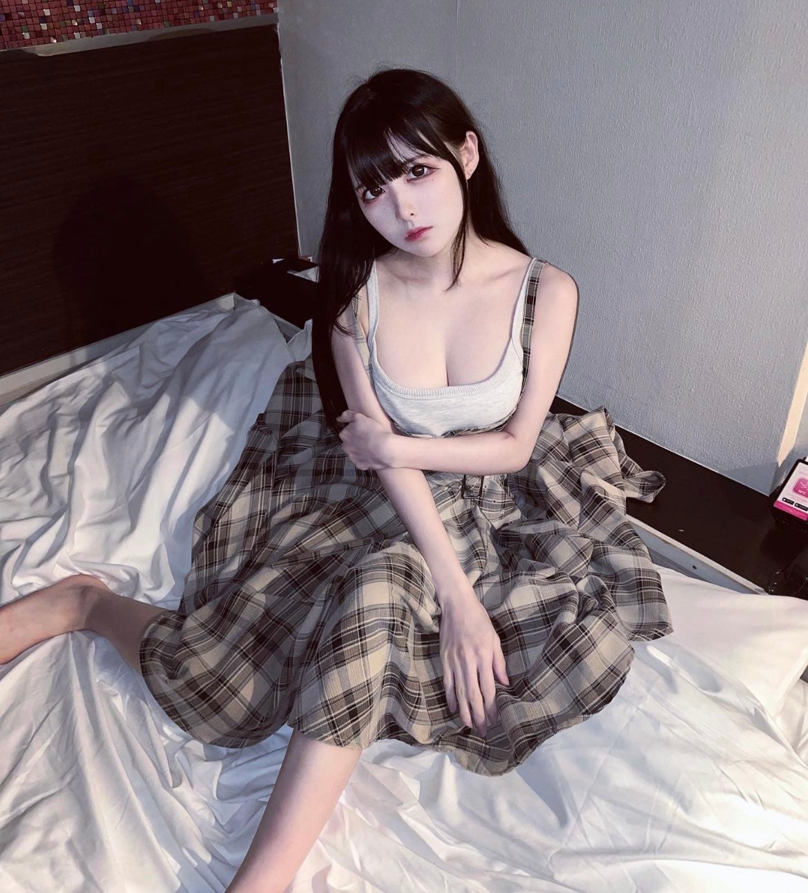 Nanami Yokomiya nude 11