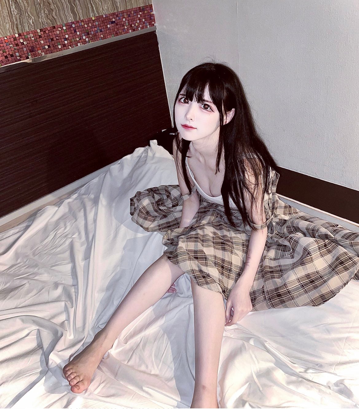 Nanami Yokomiya nude 12