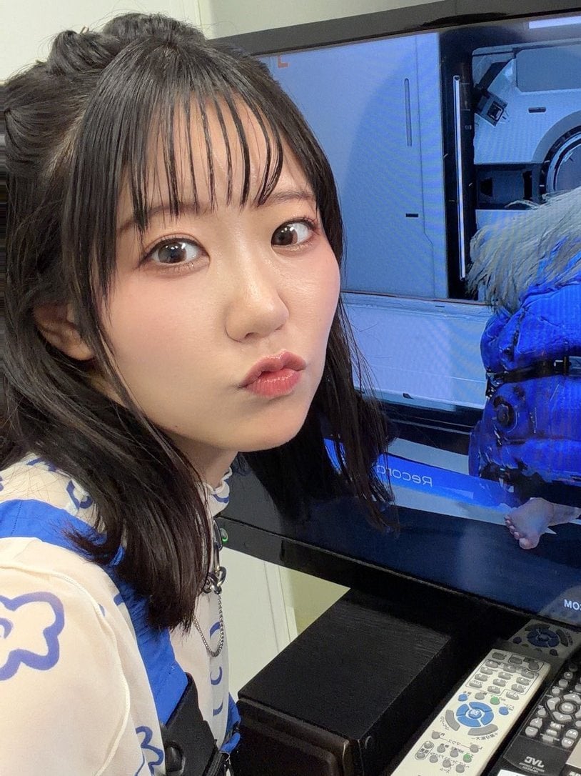 Nao Toyama nude 10