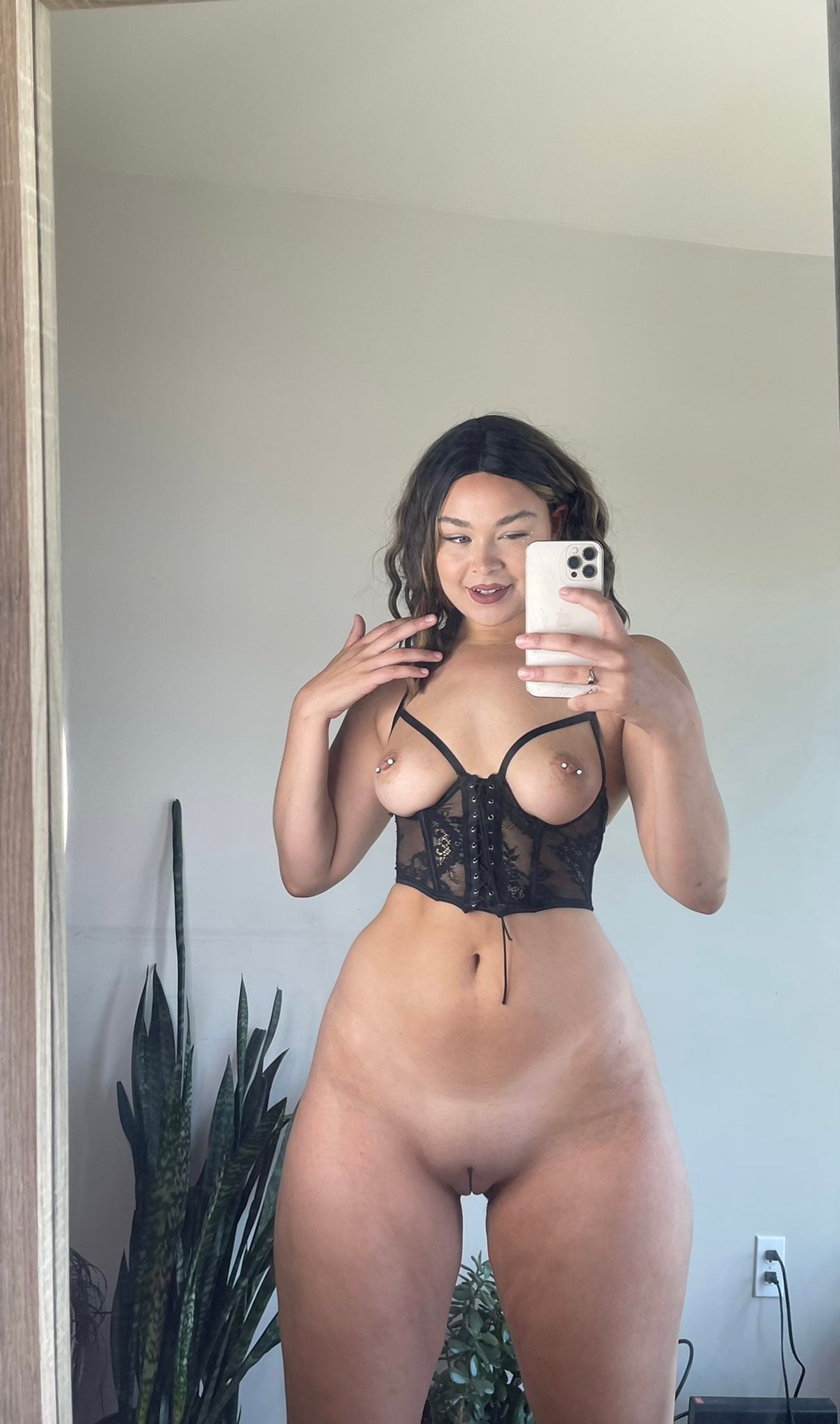 Nariluvsu nude 5