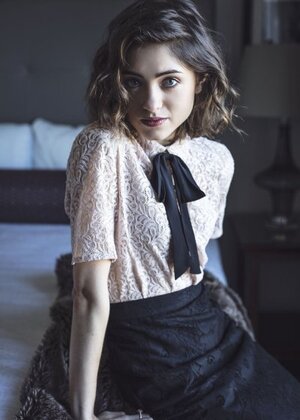 Natalia Dyer nude 2