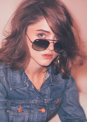 Natalia Dyer nude 5