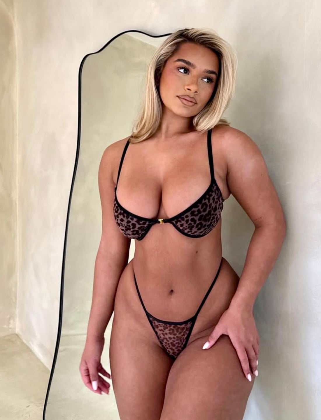 Natalie Gessey nude 1