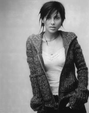 Natalie Imbruglia nude 3