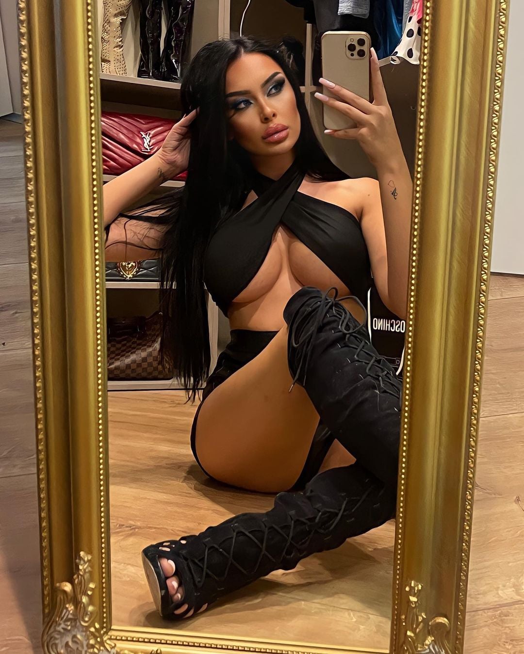 Natasa Komatina nude 10