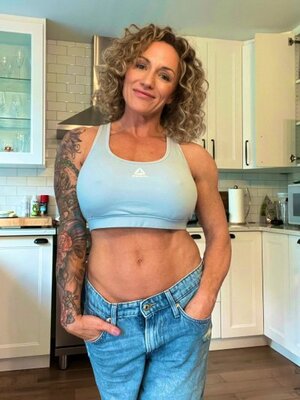 Nathalie Hould