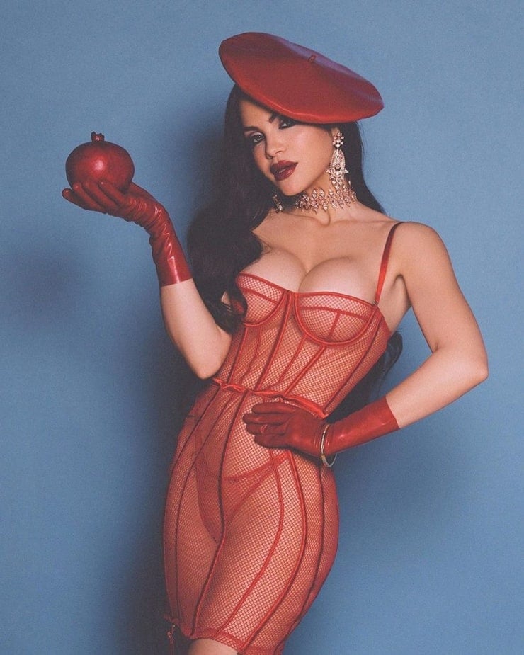 Natti Natasha nude 11