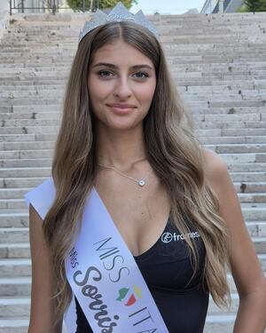 Nausica Marasca nude 6