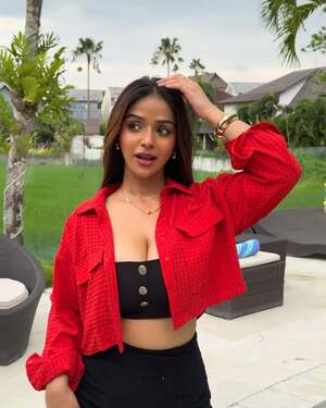 Navyaa Tiwari nude 2