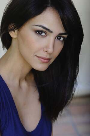 Nazanin Boniadi nude 5