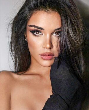 Negin Tamajani nude 5