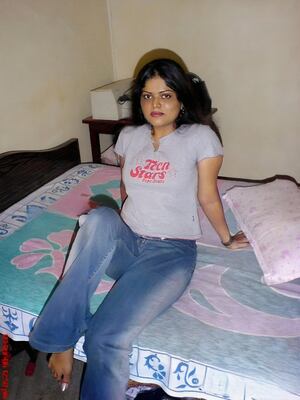 Neha Nair nude 3