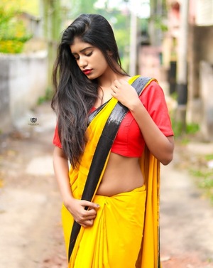 Neha Saha nude 5