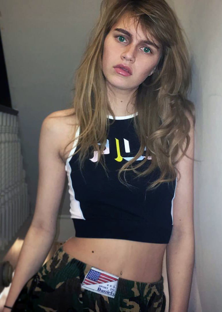 Nell Tiger Free nude 5
