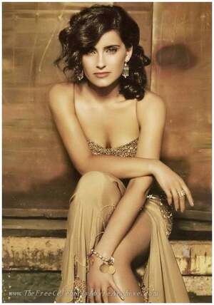 Nelly Furtado nude 3