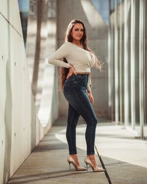 Nettyloveslife nude 2