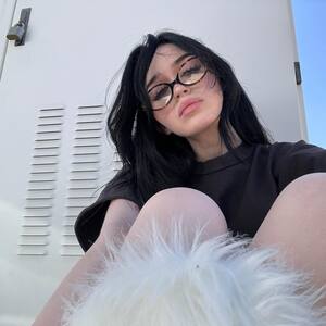 Nevaaadaa nude 5
