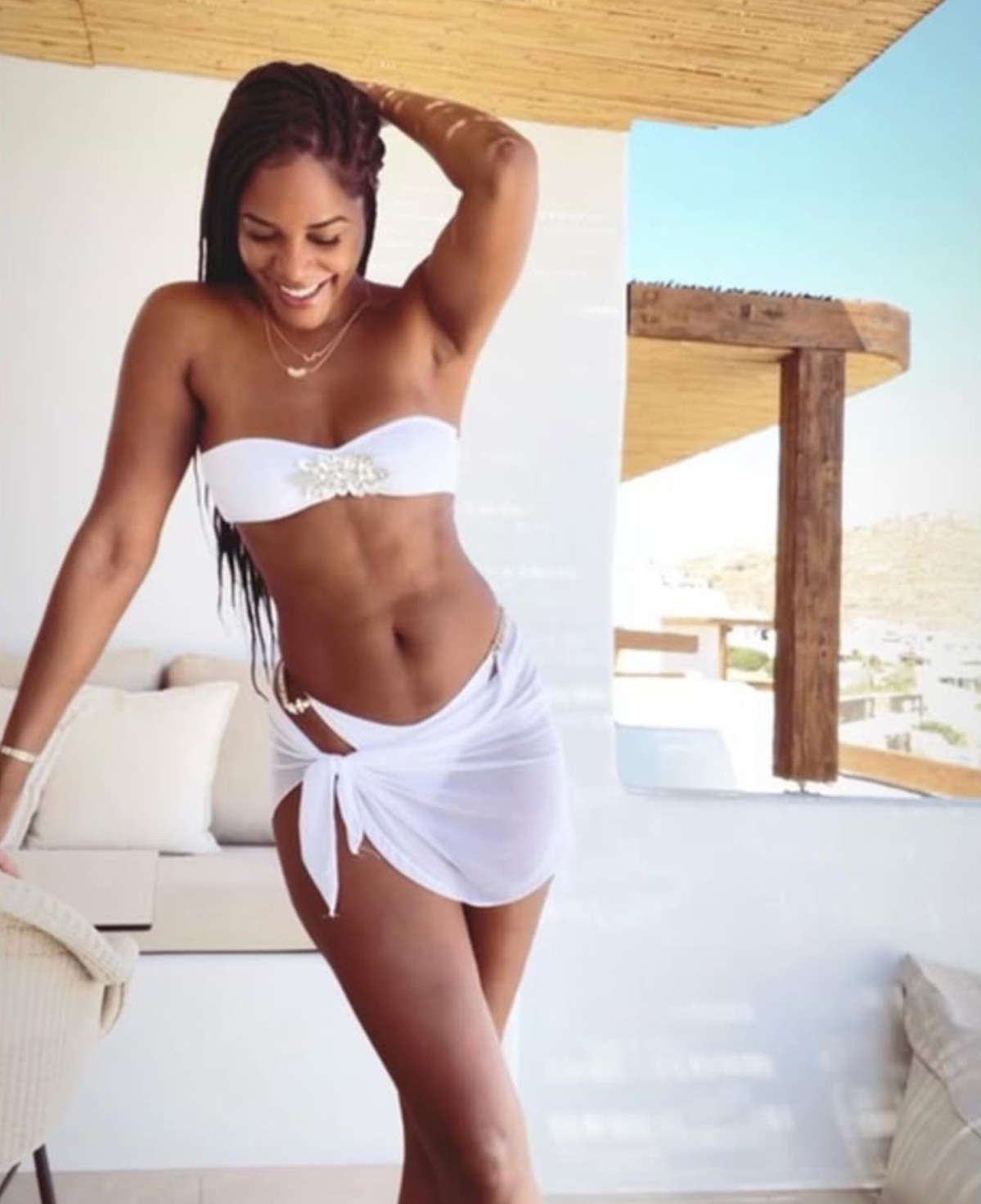 Nia Moore nude 3